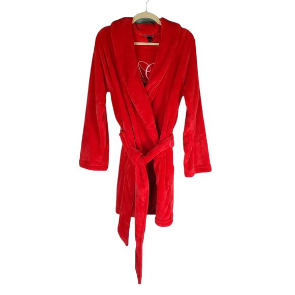 Victoria's Secret Red Embroidered Love Cozy Plush Short Robe Size Medium Large - Picture 2 of 9